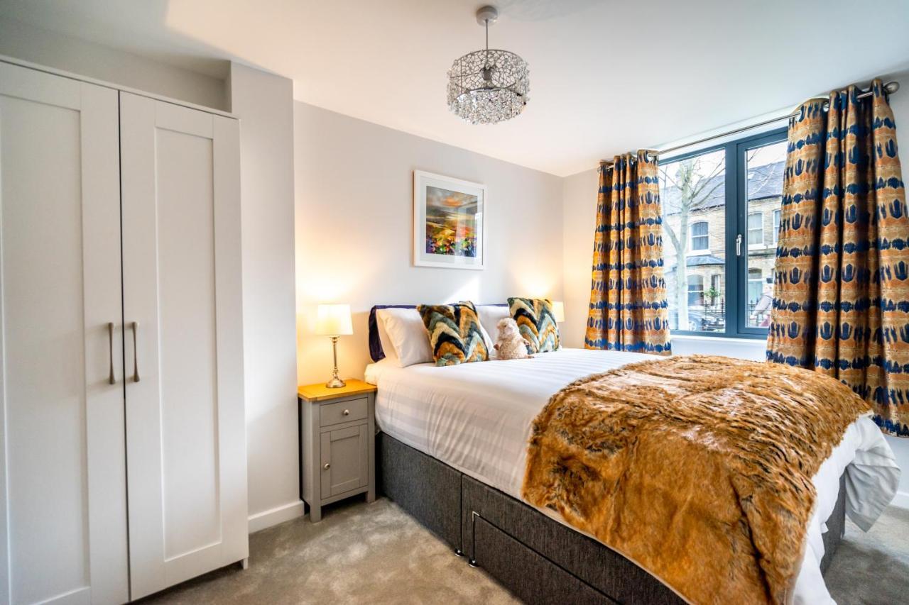 Апартаменты 6 St Johns Mews Йорк Экстерьер фото